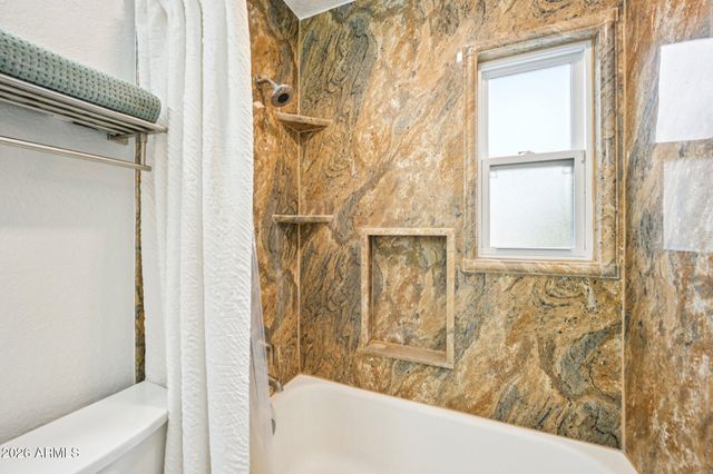 1202 W CLARENDON Avenue, Phoenix, AZ 85013