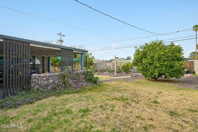 1202 W CLARENDON Avenue, Phoenix, AZ 85013