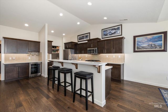 10505 W Thimbleberry Dr, Star, ID 83669