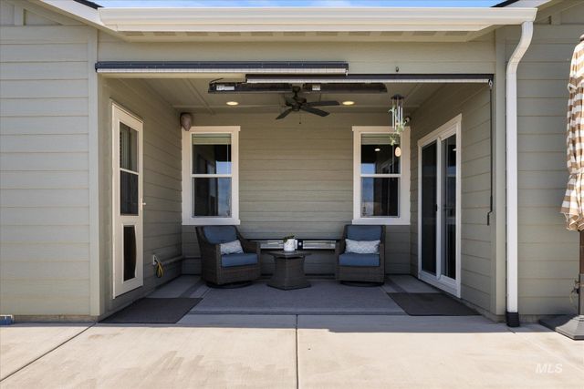 10505 W Thimbleberry Dr, Star, ID 83669