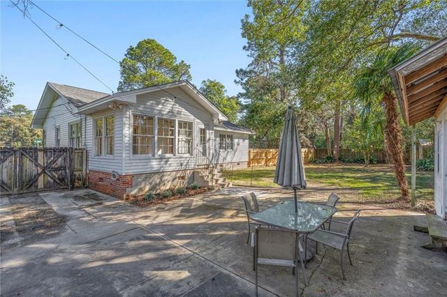 2757 S Sherwood Drive, Mobile, AL 36606