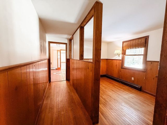 6 Laurelwood Dr, Oxford, MA 01537