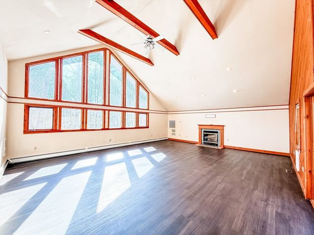 6 Laurelwood Dr, Oxford, MA 01537