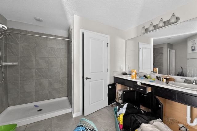 10120 CARP HOLLOW ROAD, Sun City Center, FL 33573