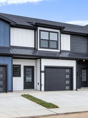 106 Jonathan Wade Circle, Clarksville, TN 37043