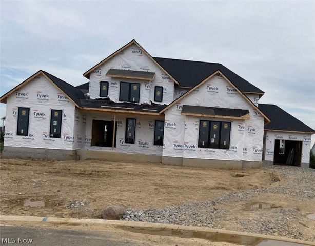 9006 Greensway Street NW, Massillon, OH 44646