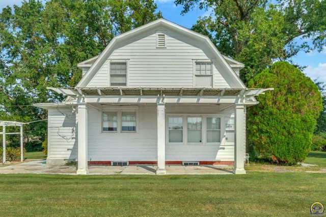 240 SW Fairlawn RD, Topeka, KS 66606
