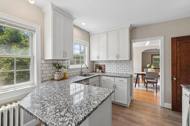 2933 Drew Avenue S, Minneapolis, MN 55416