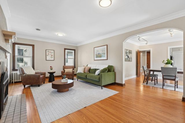 2933 Drew Avenue S, Minneapolis, MN 55416
