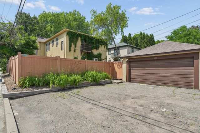 2933 Drew Avenue S, Minneapolis, MN 55416