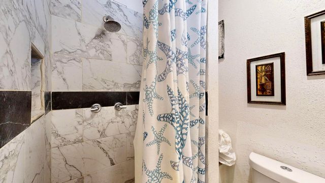 412 56th Street SW, Albuquerque, NM 87121