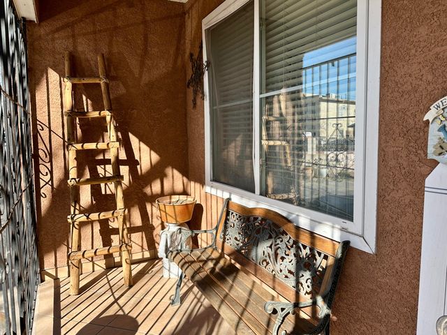 412 56th Street SW, Albuquerque, NM 87121