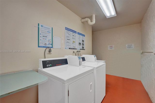 811 S Hollybrook Drive 207, Pembroke Pines, FL 33025