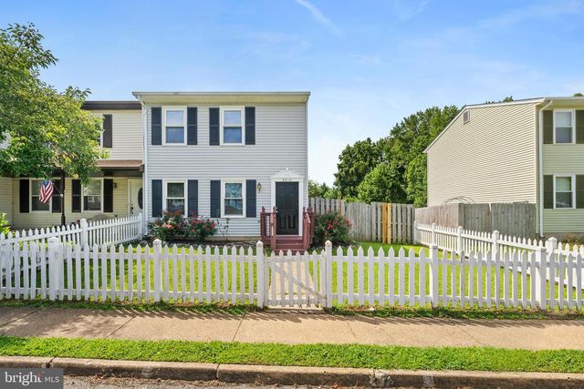 5210 MAGNOLIA PL, Fredericksburg, VA 22407