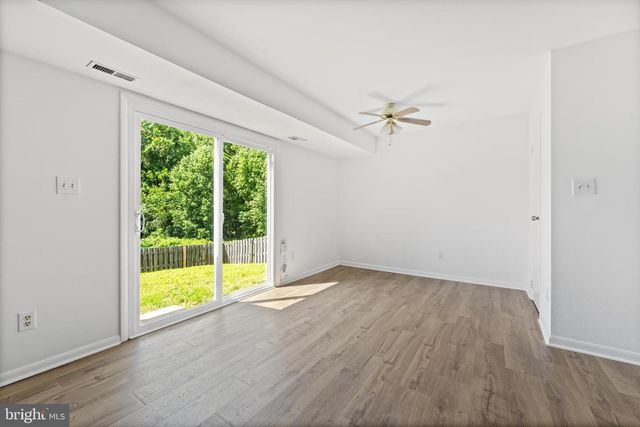 5210 MAGNOLIA PL, Fredericksburg, VA 22407