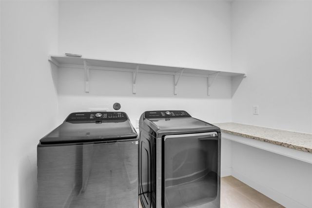 10607 Katherine Lake Drive, Missouri City, TX 77459