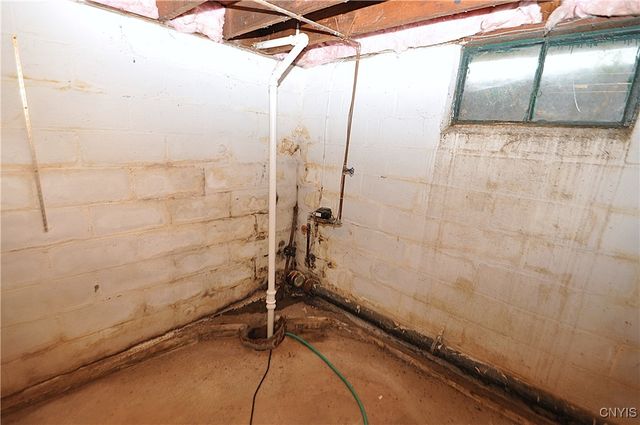 144 Everingham Road, Onondaga, NY 13205