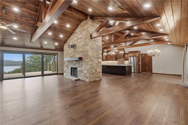 3707 Mundell Road, Eureka Springs, AR 72631