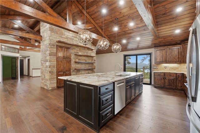 3707 Mundell Road, Eureka Springs, AR 72631