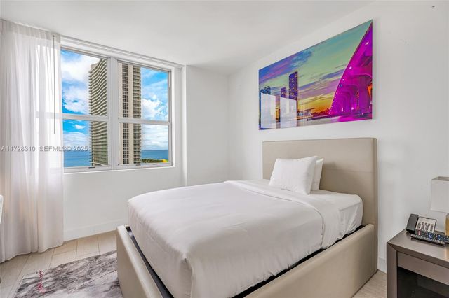 4010 S Ocean Drive R1601, Hollywood, FL 33019
