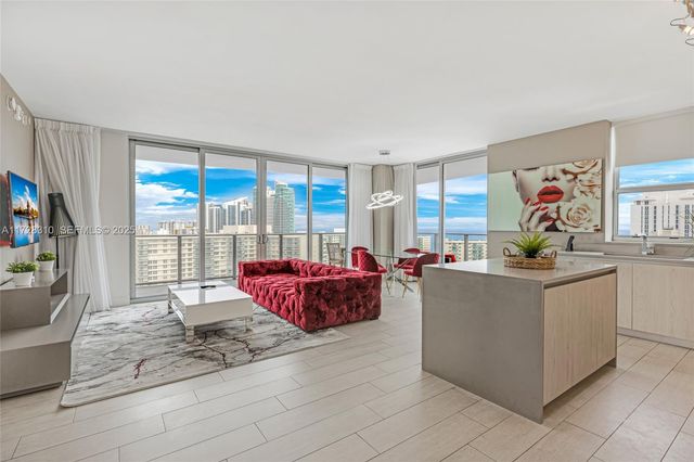 4010 S Ocean Drive R1601, Hollywood, FL 33019