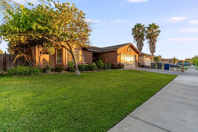 538 Saint Teressa Ct, Merced, CA 95341