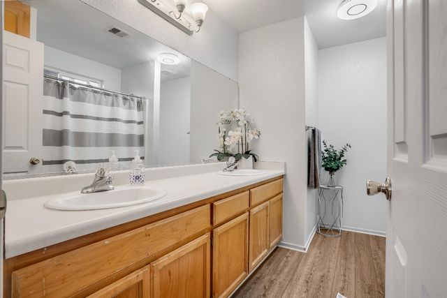 538 Saint Teressa Ct, Merced, CA 95341