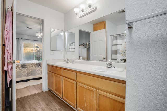 538 Saint Teressa Ct, Merced, CA 95341