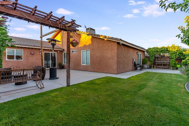 538 Saint Teressa Ct, Merced, CA 95341
