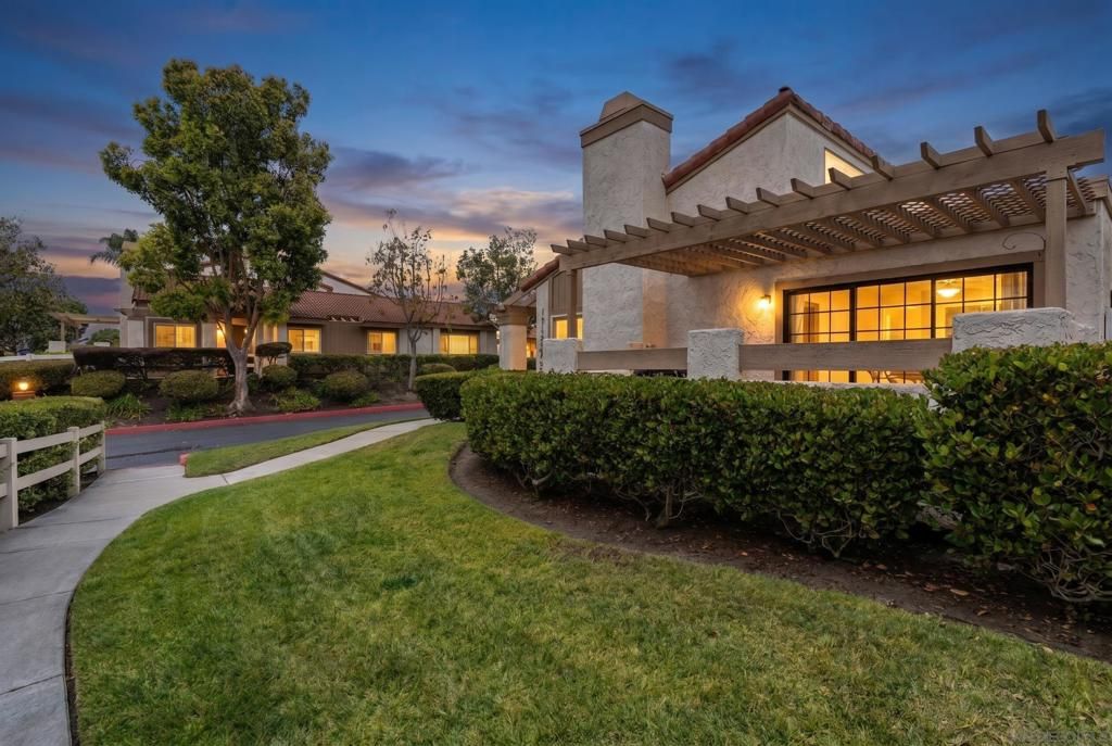 11872 Bernardo Terrace A, San Diego, CA 92128 — photo 2