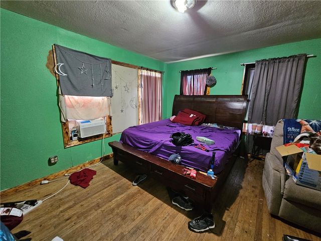 738 W 1st St., Alice, TX 78332