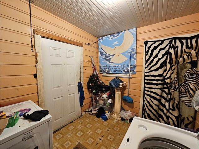 738 W 1st St., Alice, TX 78332
