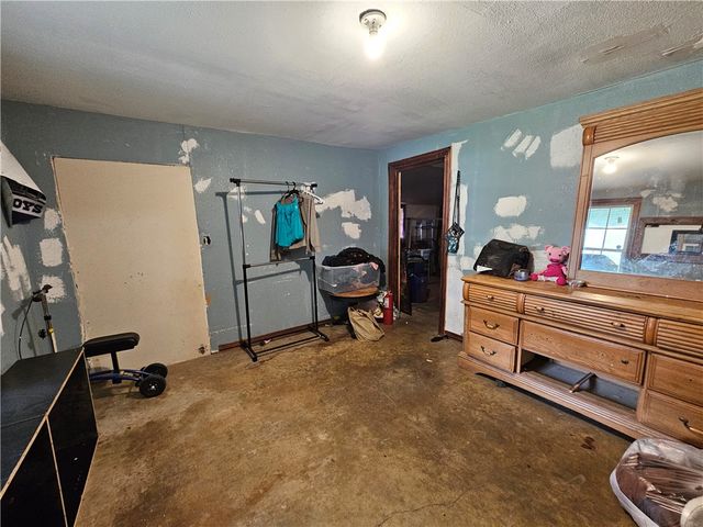 738 W 1st St., Alice, TX 78332