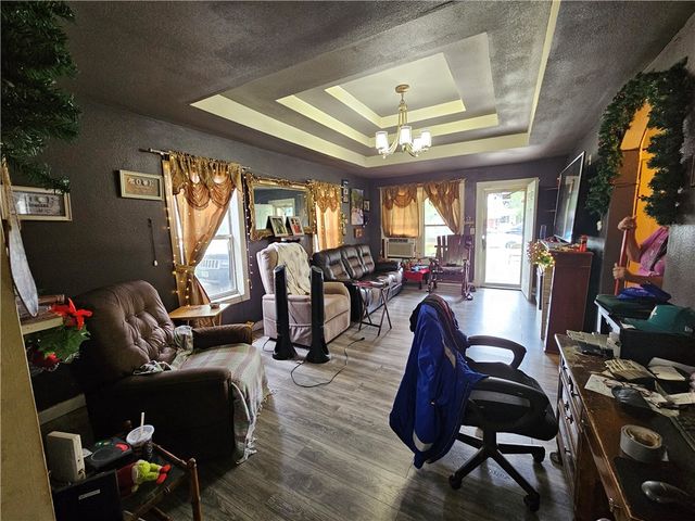 738 W 1st St., Alice, TX 78332