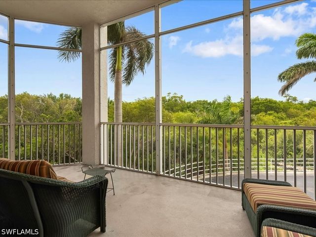 5550 Heron Point DR 105, Naples, FL 34108