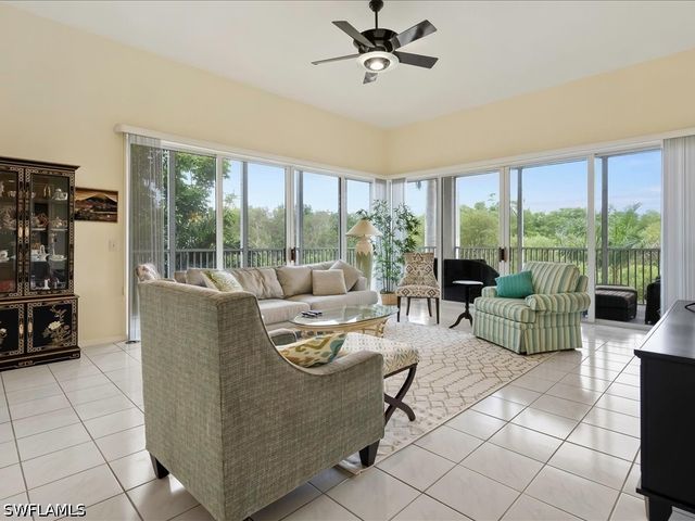 5550 Heron Point DR 105, Naples, FL 34108