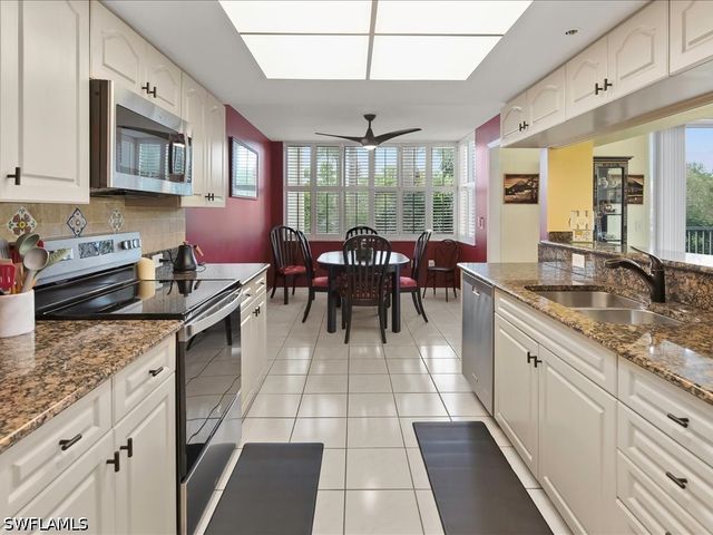 5550 Heron Point DR 105, Naples, FL 34108