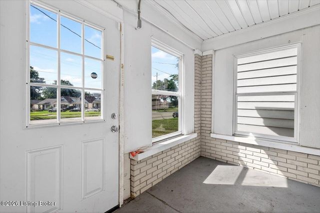 3002 Taylor Blvd, Louisville, KY 40208