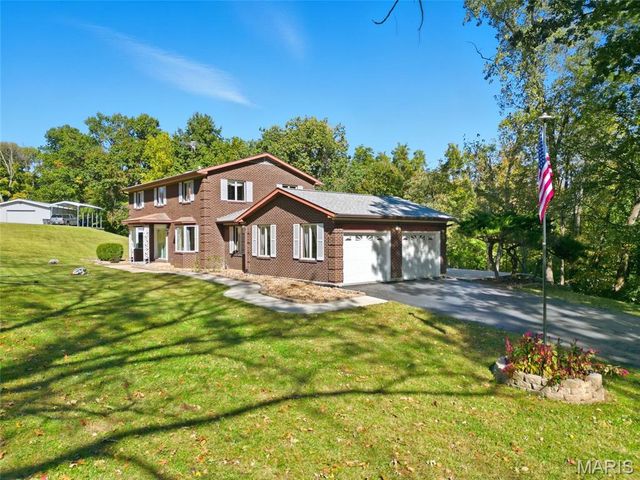 8754 Boverie Drive, Ste Genevieve, MO 63670