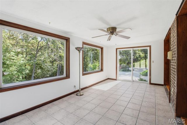 8754 Boverie Drive, Ste Genevieve, MO 63670