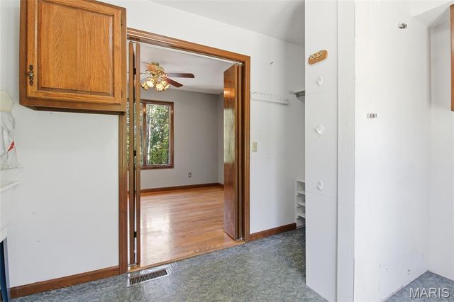 8754 Boverie Drive, Ste Genevieve, MO 63670