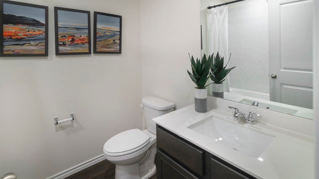 3100 Charleston Drive, Ennis, TX 75119