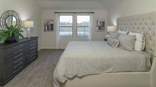 3100 Charleston Drive, Ennis, TX 75119