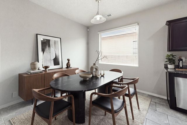 6923 Silver Moon Road NW, Albuquerque, NM 87114