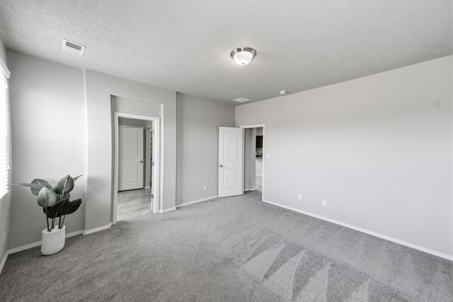 6923 Silver Moon Road NW, Albuquerque, NM 87114