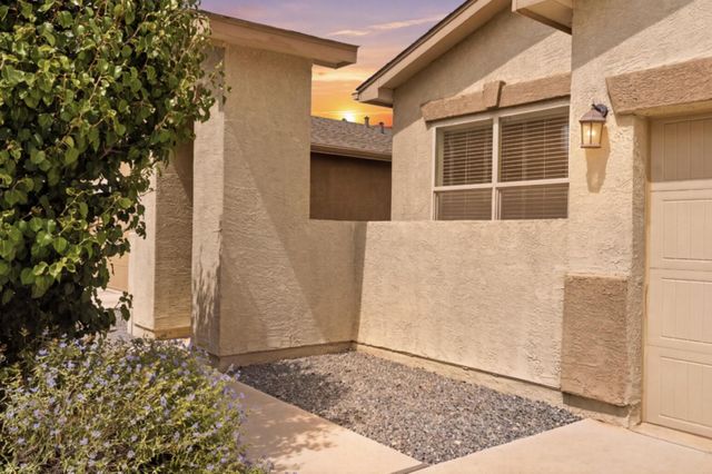 6923 Silver Moon Road NW, Albuquerque, NM 87114