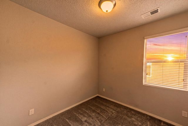 6923 Silver Moon Road NW, Albuquerque, NM 87114