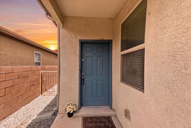 6923 Silver Moon Road NW, Albuquerque, NM 87114