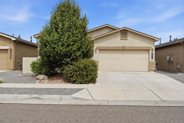 6923 Silver Moon Road NW, Albuquerque, NM 87114