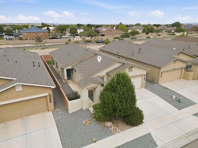 6923 Silver Moon Road NW, Albuquerque, NM 87114
